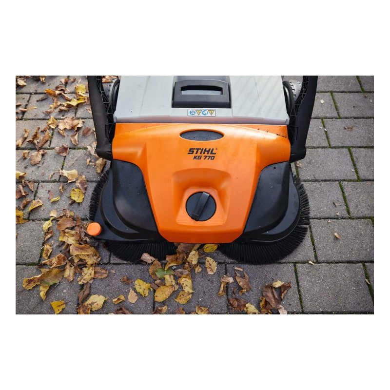 Kehrmaschine  KG 770