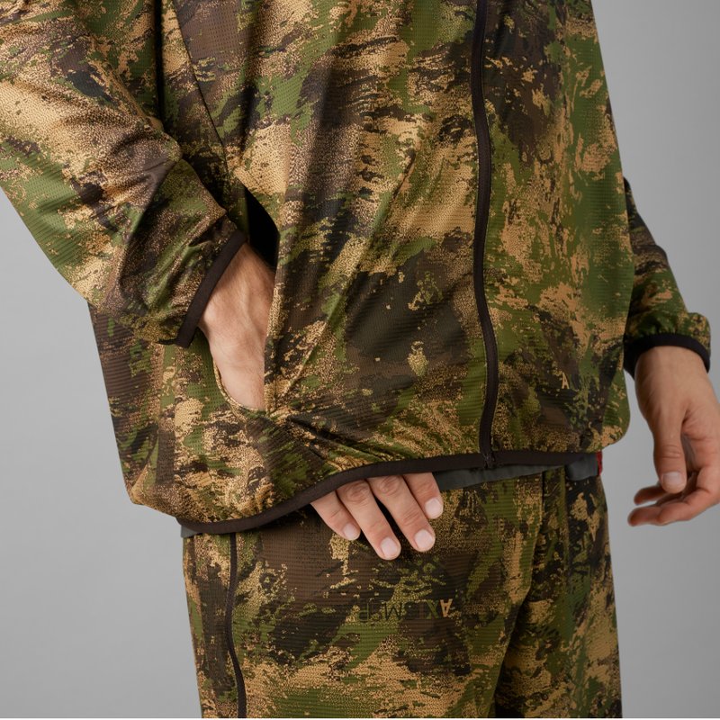Deer Stalker camo cover jacket